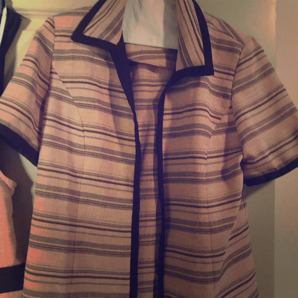 R & K suit